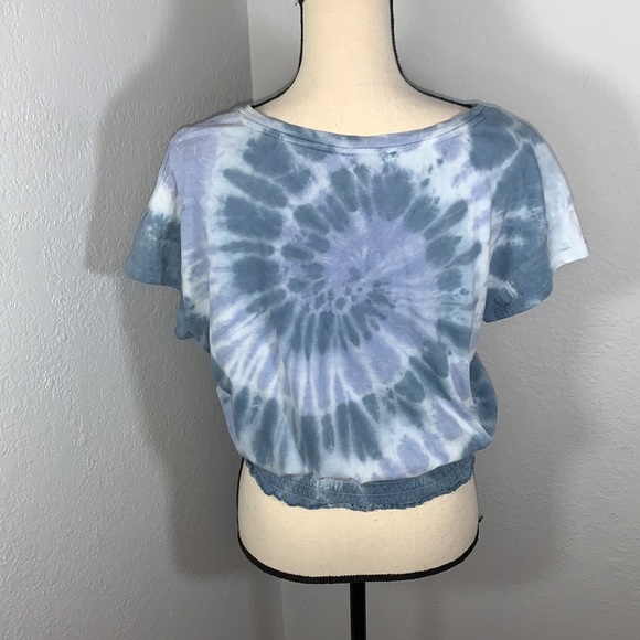 Blue Rain Blue Tie Dye Short Sleeve Crop Top size Medium - Picture 4 of 9